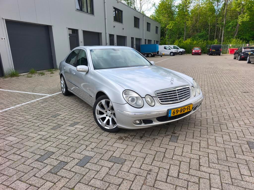 Mercedes-Benz E-Klasse 3.2 CDI E280 Sedan AUT, Auto's, Automaat, Achterwielaandrijving, 197 €/maand, 3222 cc