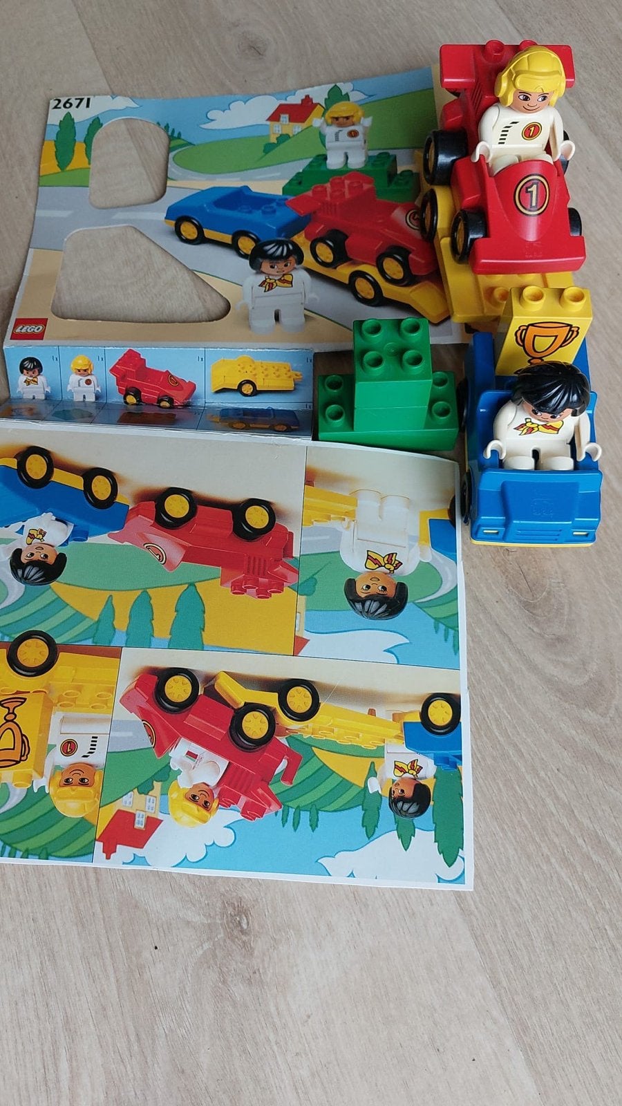 Lego Duplo 2671 Raceauto's met coureurs, Inclusief minifiguren, Gebruikt, Overige thema's, Ophalen of Verzenden