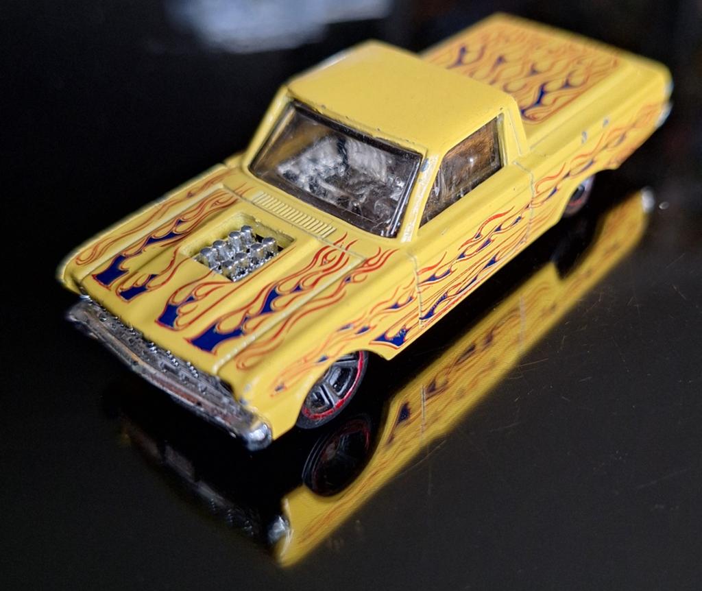 Hotwheels  65 ford ranchero, Ophalen of Verzenden, Zo goed als nieuw, Auto