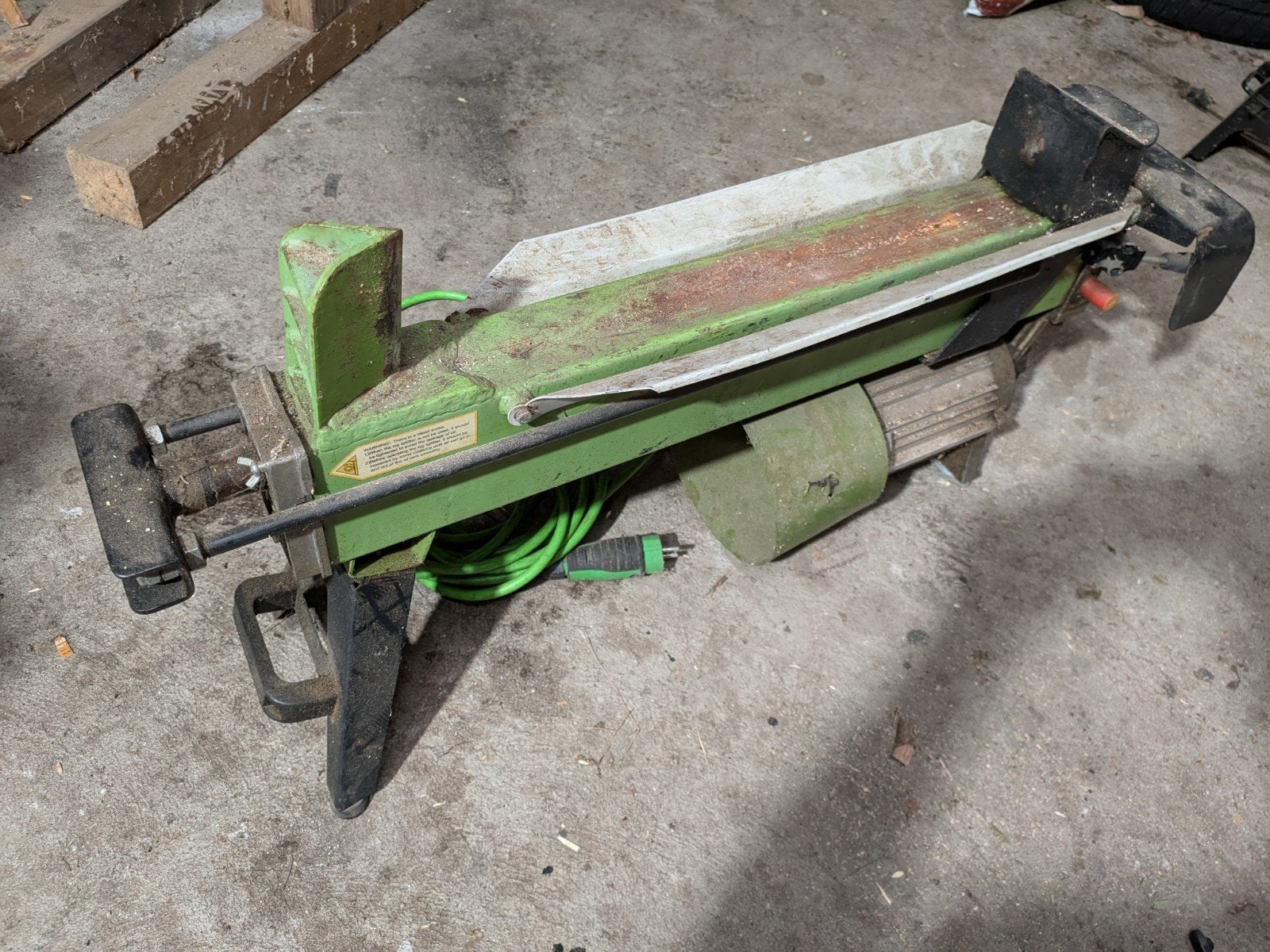 houtklover kloof machine voor de klusser, Tuin en Terras, Kloofmachines, Ophalen, Liggend
