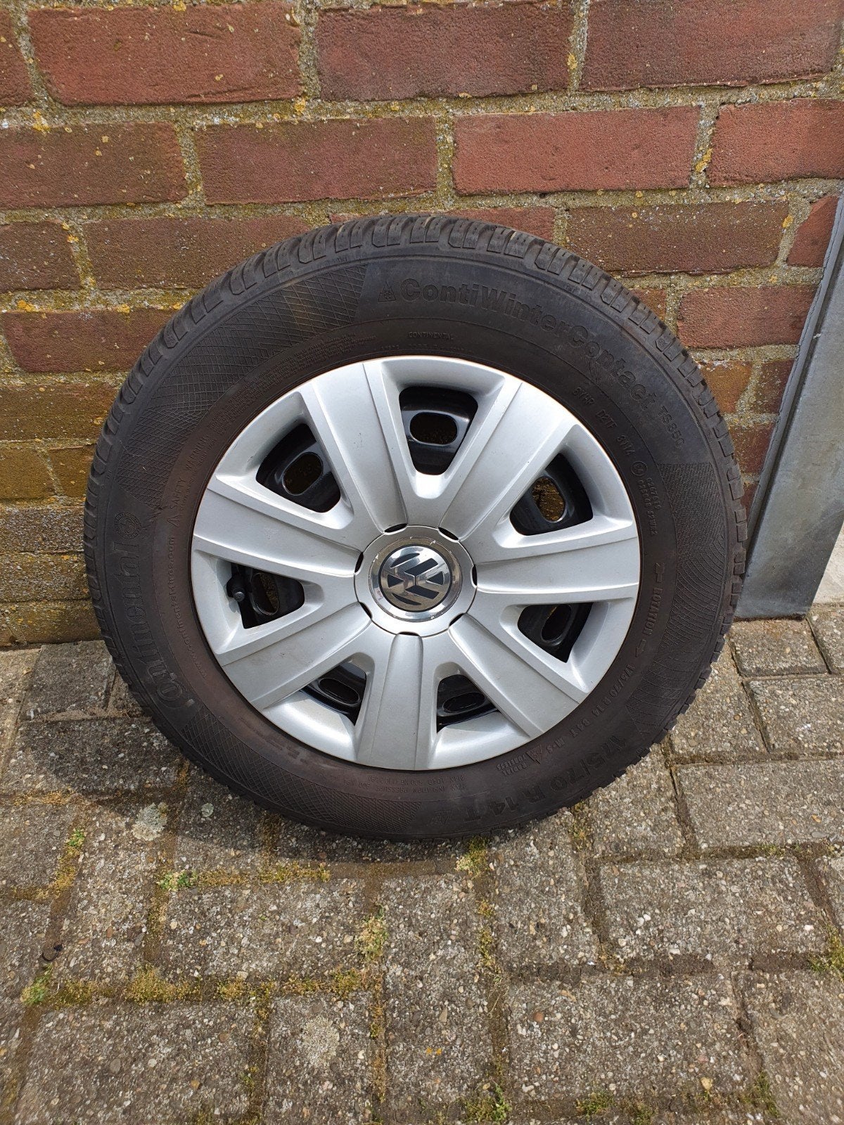 Polo winterbanden op stalen velg 175/70 R14, Gebruikt, Onbekend, Continental, Ophalen of Verzenden
