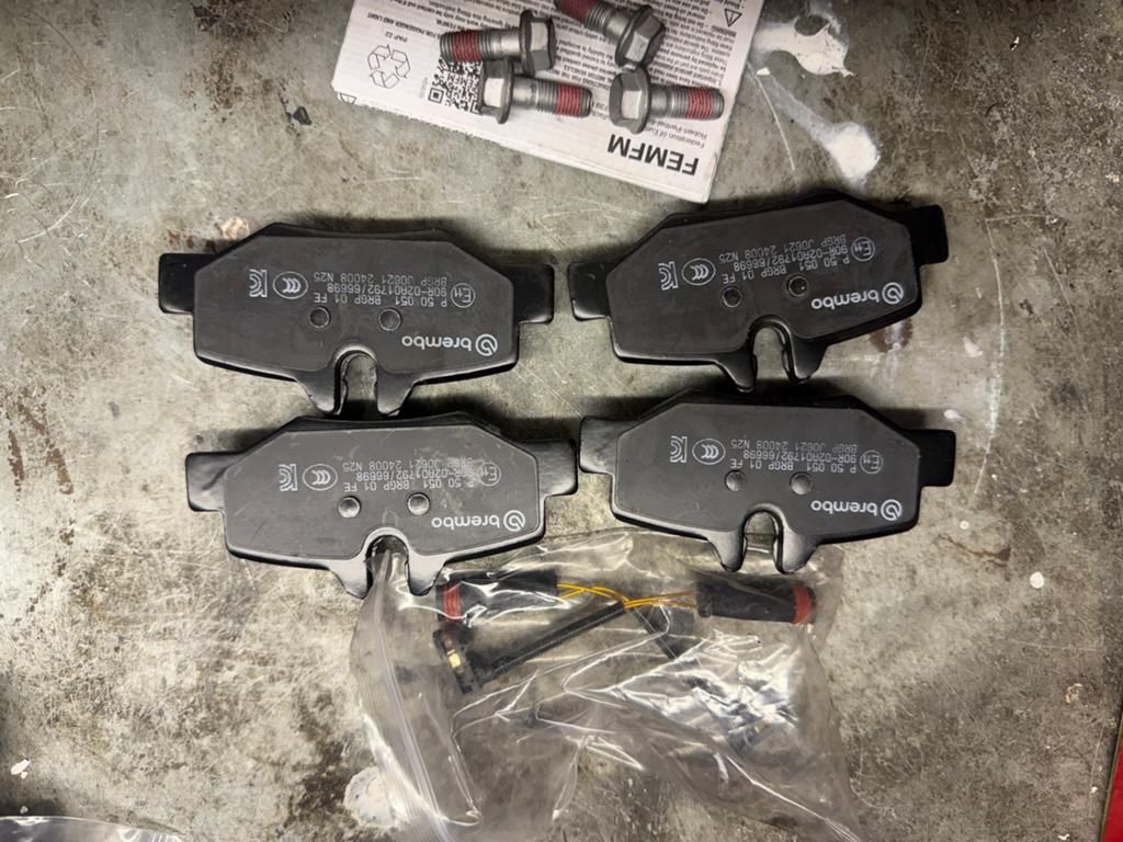 Brembo Remblokken Mercedes Vito/Viano/Mixto  (Nieuw), Ophalen of Verzenden, Nieuw, Mercedes-Benz