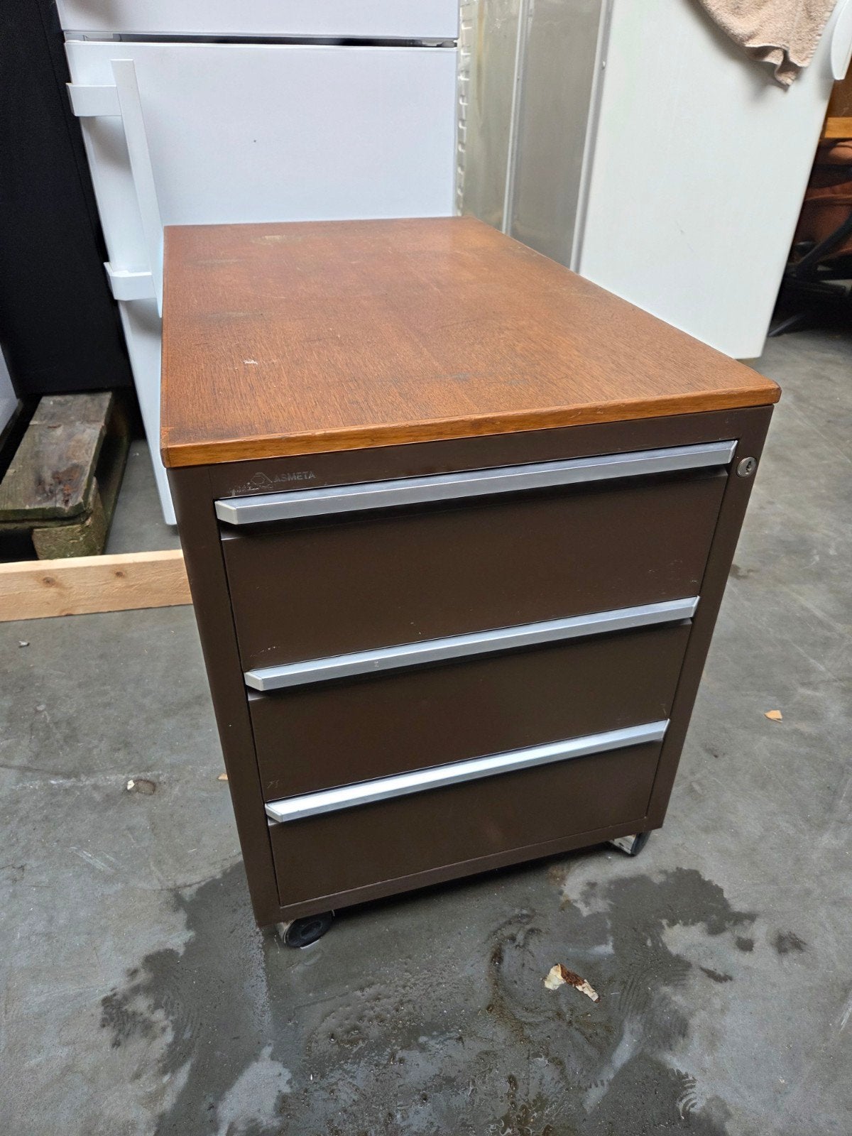 Metalen ladenkast met houten blad, Ophalen, Nb, Nb, Minder dan 100 cm