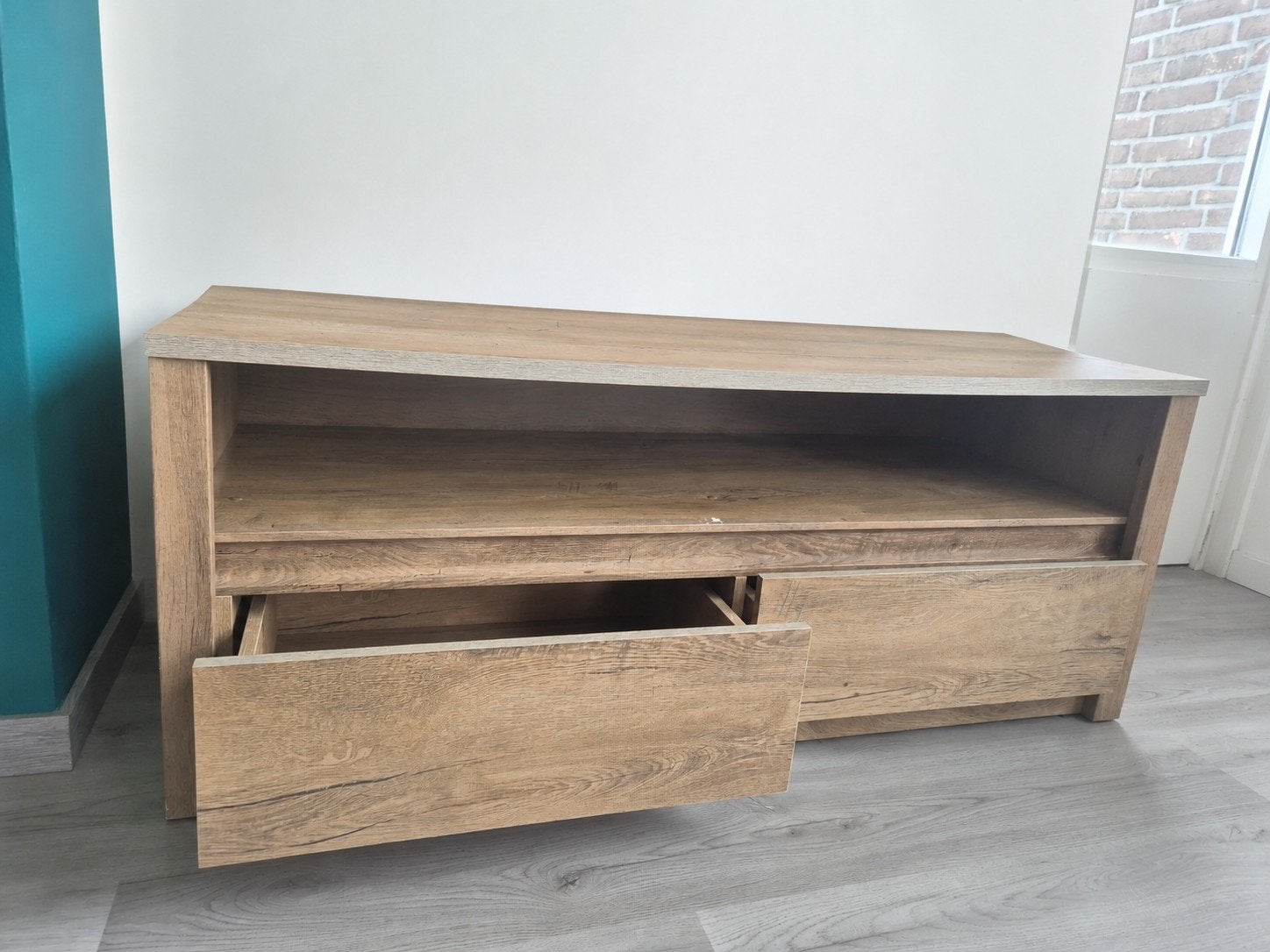 Vedde tv-kast met open vak en twee lades - 130x53x43 cm, Ophalen, Gebruikt, 100 tot 150 cm, Minder dan 100 cm