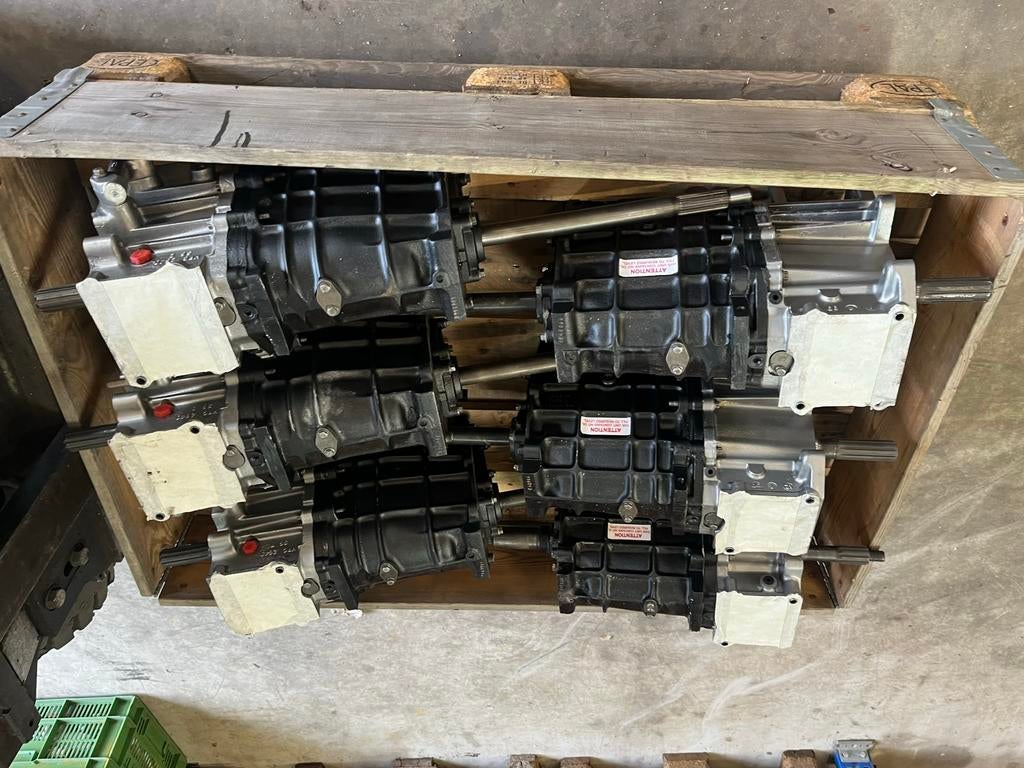 Land Rover defender td5 R380 68a versnellingsbak gereviseerd, Auto-onderdelen, Transmissie en Toebehoren, Ophalen of Verzenden