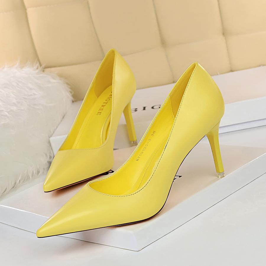 Gele kunstleren dames pumps met 7.5cm hak / vrouwen hakken, Verzenden, Nieuw, Geel, Pumps