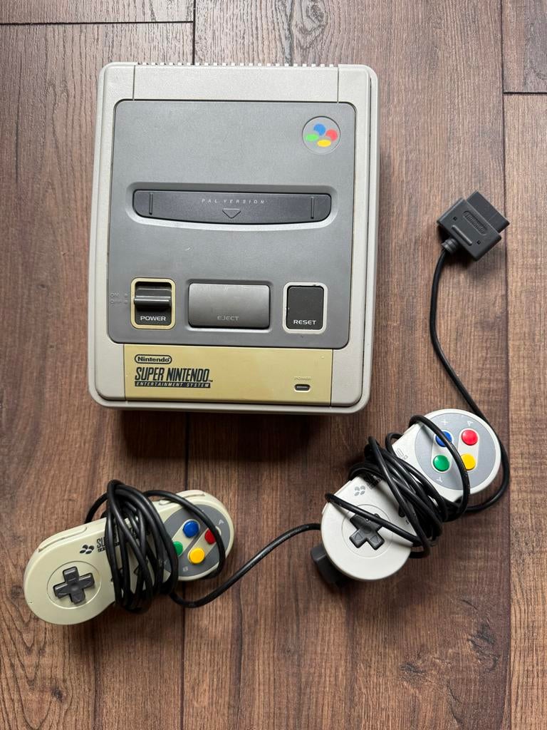 Super Nintendo + Games - Super Metroid, Donkey Kong, FIFA, Spelcomputers en Games, Games | Nintendo Super NES, Ophalen, Gebruikt