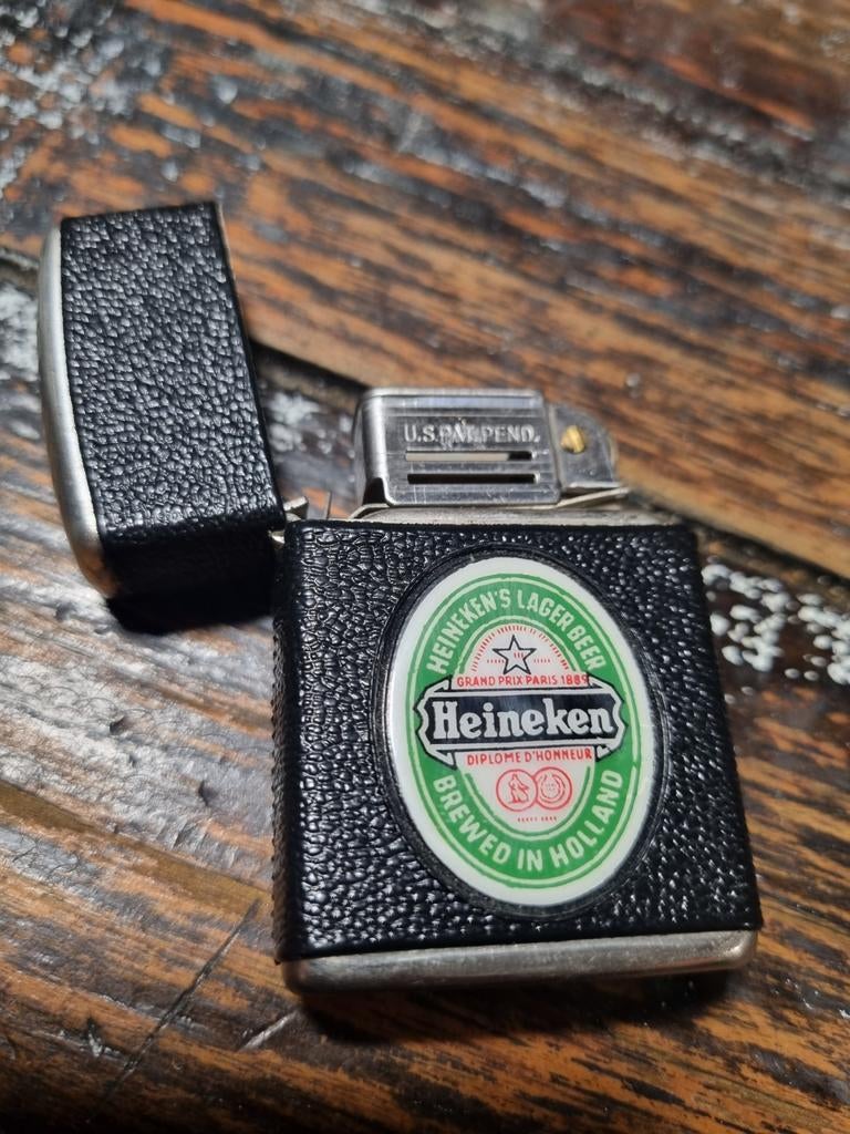 Heineken Aansteker - Made in Austria, Verzamelen, Rookartikelen, Aanstekers en Luciferdoosjes, Ophalen of Verzenden, Gebruikt