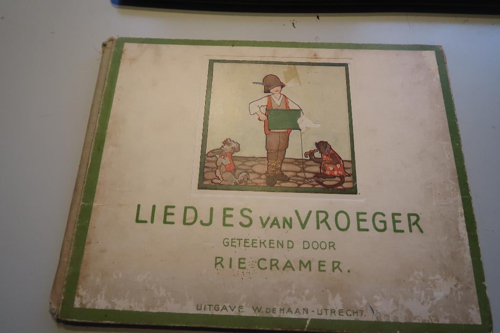 Rie Cramer,liedjes van vroeger 1928, Gelezen, Fictie algemeen, Ophalen of Verzenden, Rie Cramer