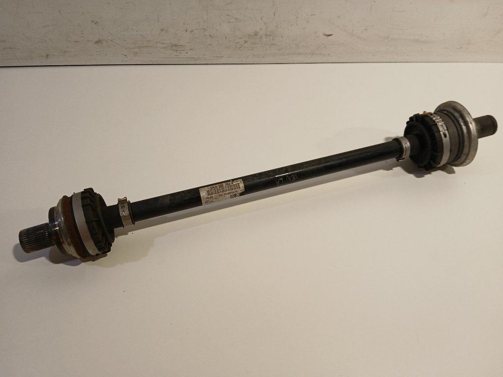Aandrijfas links achter Volkswagen Golf, Auto-onderdelen, Onderdelen@venauto.nl, Van der Ven Autorecycling B.V., Gebruikt, Ettenseweg 76, 4706 PB Roosendaal, The Netherlands
