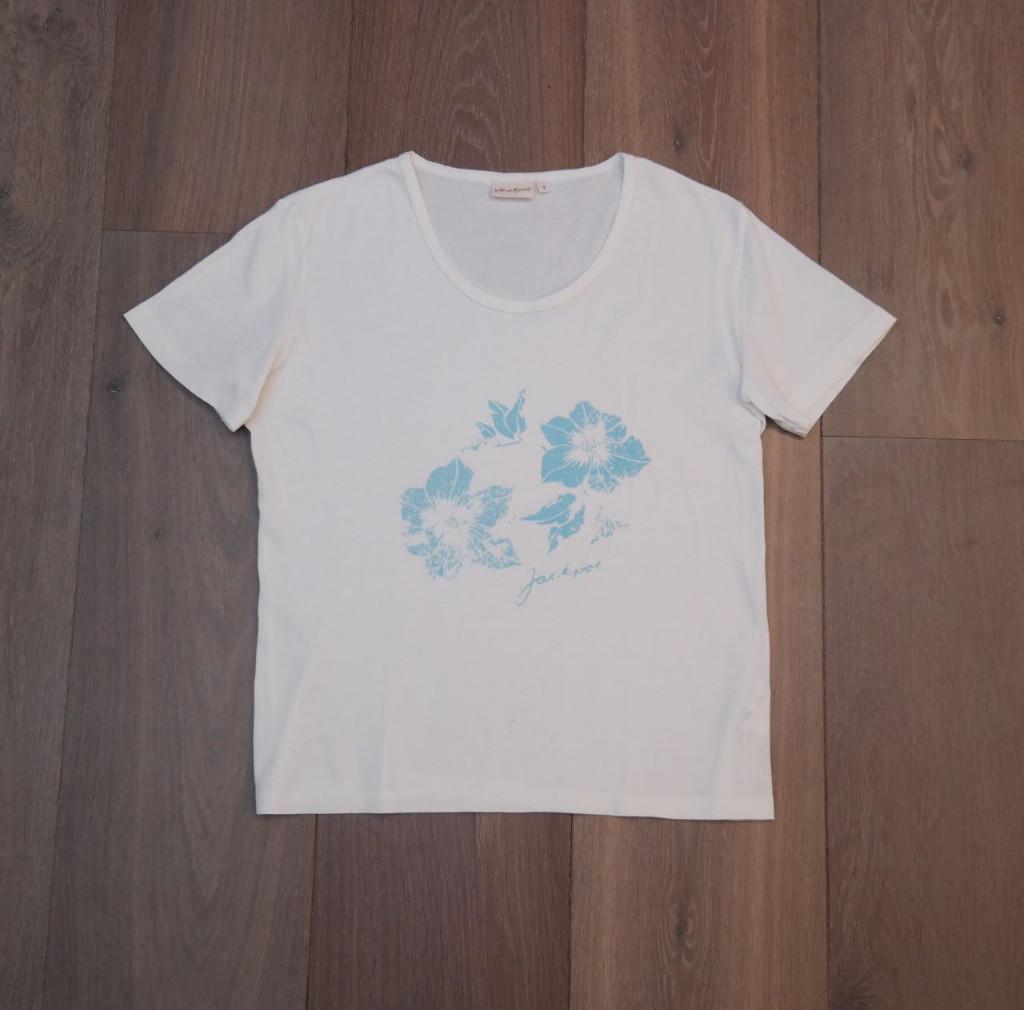 Stralend wit T-shirtje blauwe bloemenopdruk; Jackpot; Large, Wit, Maat 42/44 (L), Ophalen of Verzenden, Zo goed als nieuw