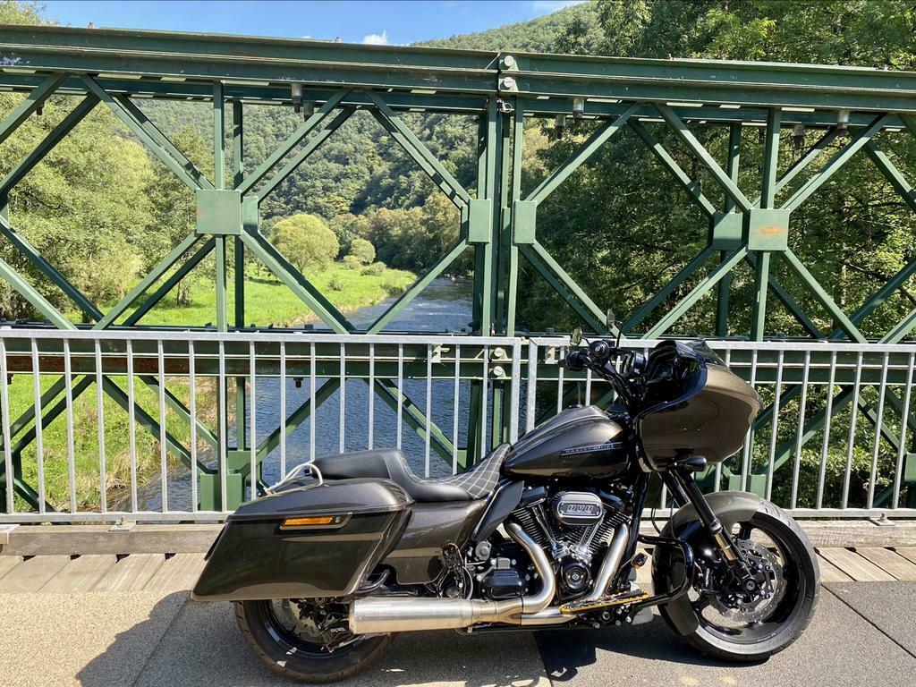 Harley davidson street glide en Roadglide DVO Road glide, 2 cilinders, Particulier, Toermotor, 2100 cc