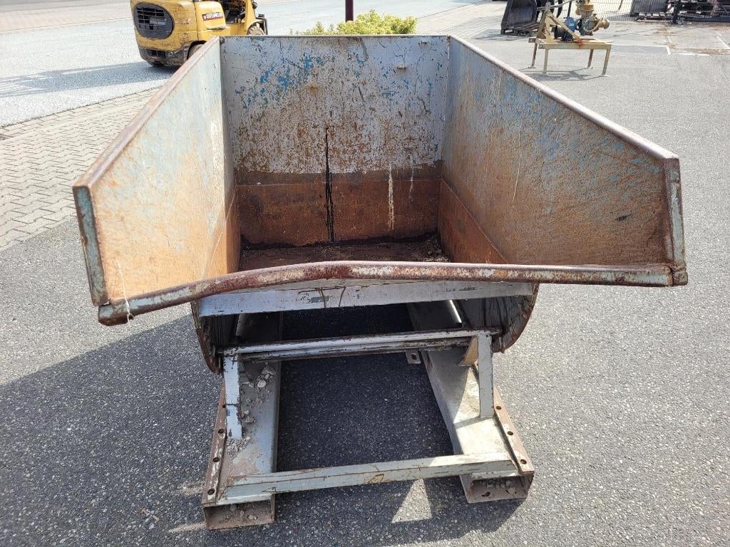 Kiepbak / kantelcontainer 1000 ltr, Ophalen, Gebruikt