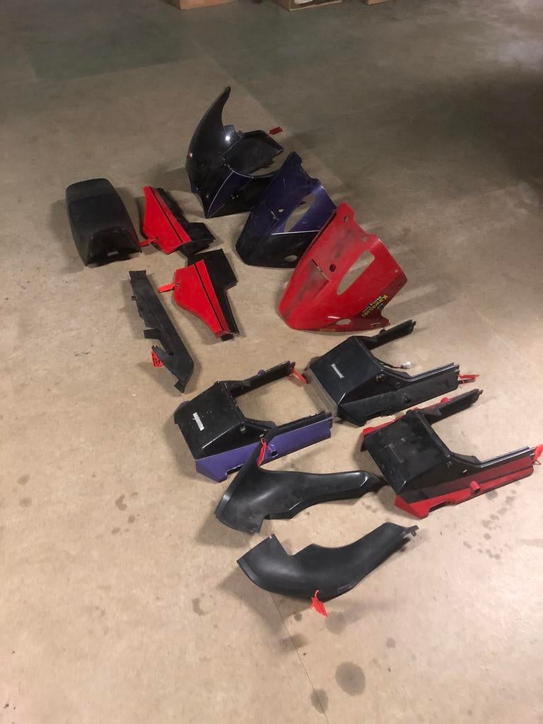Kawasaki GPZ 900 R diverse kappen en Zadel, Gebruikt, ., Ophalen of Verzenden, .
