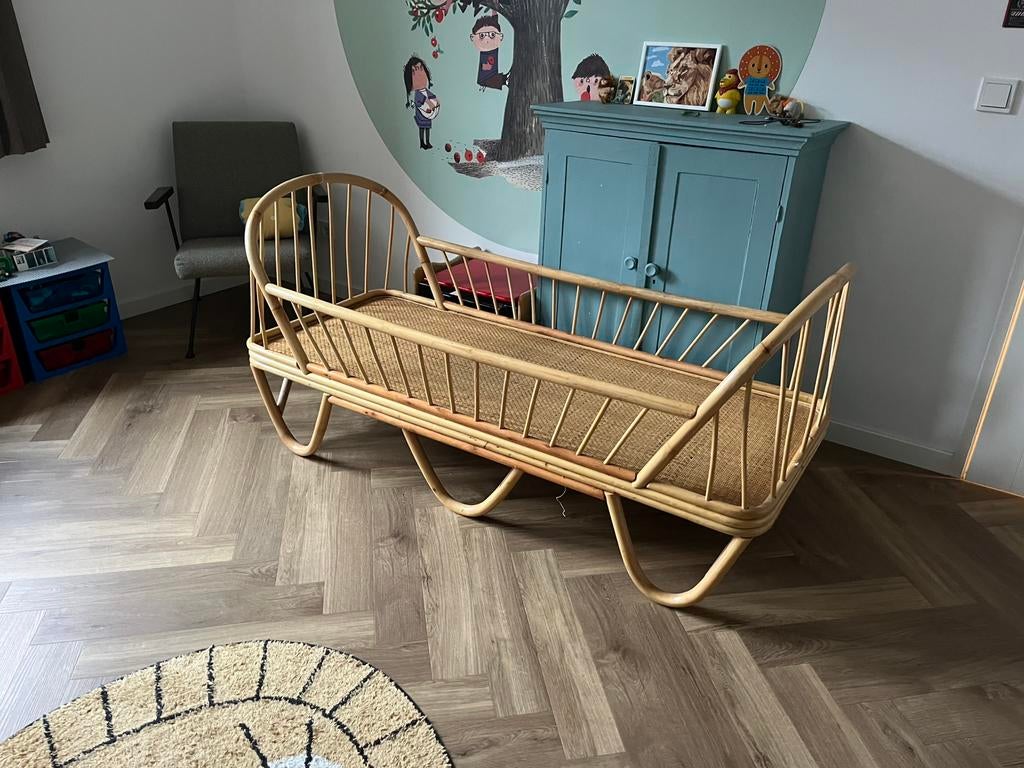 Rotan juniorbed, Kinderen en Baby's, Kinderkamer | Bedden, Ophalen, Gebruikt, 140 tot 160 cm, Matras