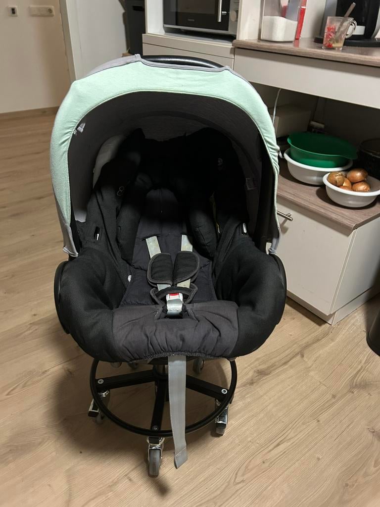Nette Maxi-Cosi Citi (Side Protection System) + Zonnekap, Ophalen, Zo goed als nieuw, Isofix, 0 t/m 13 kg