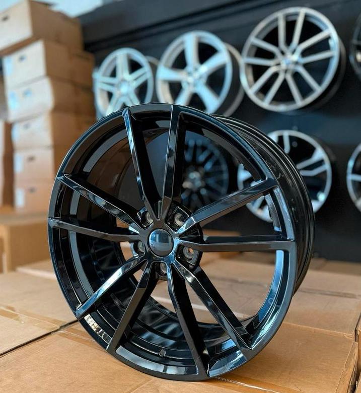 18 19 inch pretoria look velgen 5x112 Vw golf t-roc caddy, Auto-onderdelen, Banden en Velgen, 18 inch, Velg(en), Nieuw, Ophalen of Verzenden