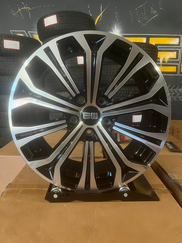 5x114.3  17 inch Renault CLIO RS LOOK Sportvelgen, Auto-onderdelen, Banden en Velgen, Velg(en), W, R, Nieuw