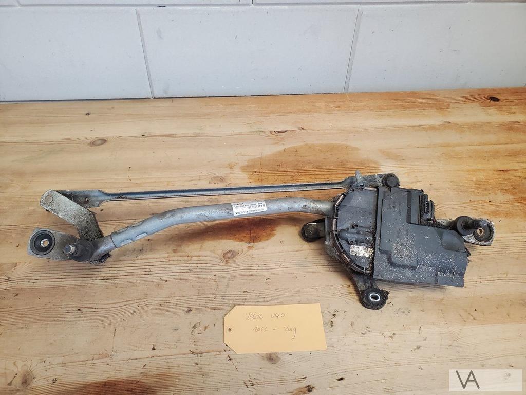 Volvo V40 2012 - 2019 ruitenwisser mechaniek met motor €30, Auto-onderdelen, Ophalen of Verzenden, Gebruikt, Volvo
