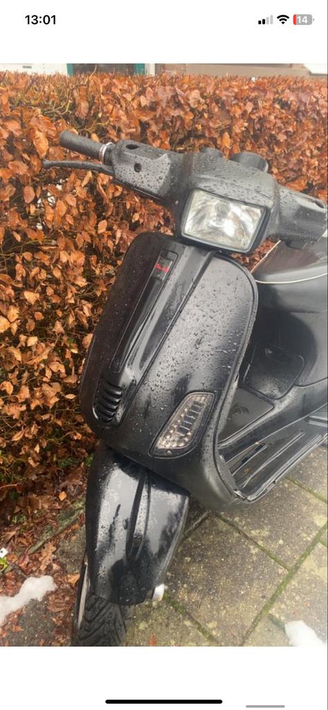 Vespa s50, Fietsen en Brommers, Brommeronderdelen | Scooters, Ophalen, Overige typen, Piaggio