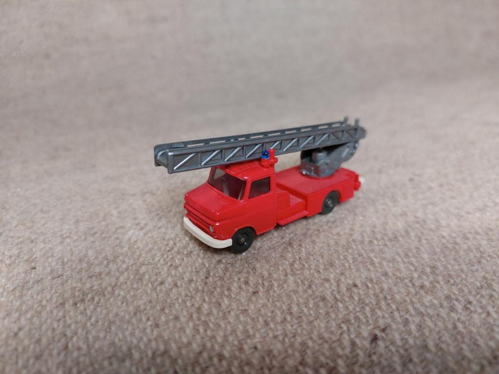 Opel Blitz Leiterwagen Feuerwehr ladderwagen brandweer 1:87, Ophalen of Verzenden, Zo goed als nieuw, Bus of Vrachtwagen, Wiking