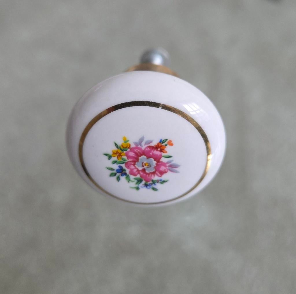 14 stuks Porselijnen  Meubel/Kastknop, Antiek en Kunst, Antiek | Woonaccessoires, Ophalen of Verzenden