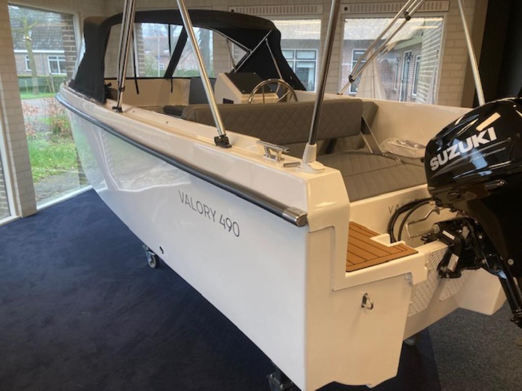 Valory 490