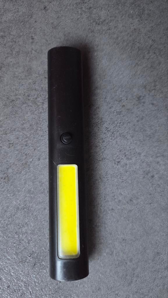 Zo goed als nieuwe zaklamp op batterij, Ophalen of Verzenden, Zo goed als nieuw, Batterij