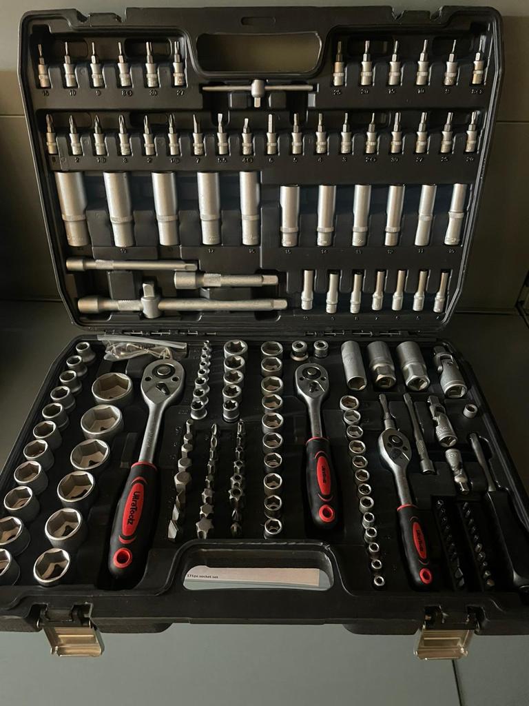 Nieuw: koffer met doppenset / ratelset Torx 171 delig, Ophalen of Verzenden, Nieuw