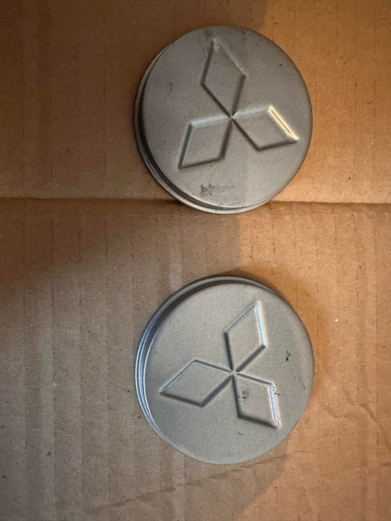 Mitsubishi Galant 8G Velgdoppen - Set van 2, Ophalen of Verzenden, Gebruikt, Mitsubishi