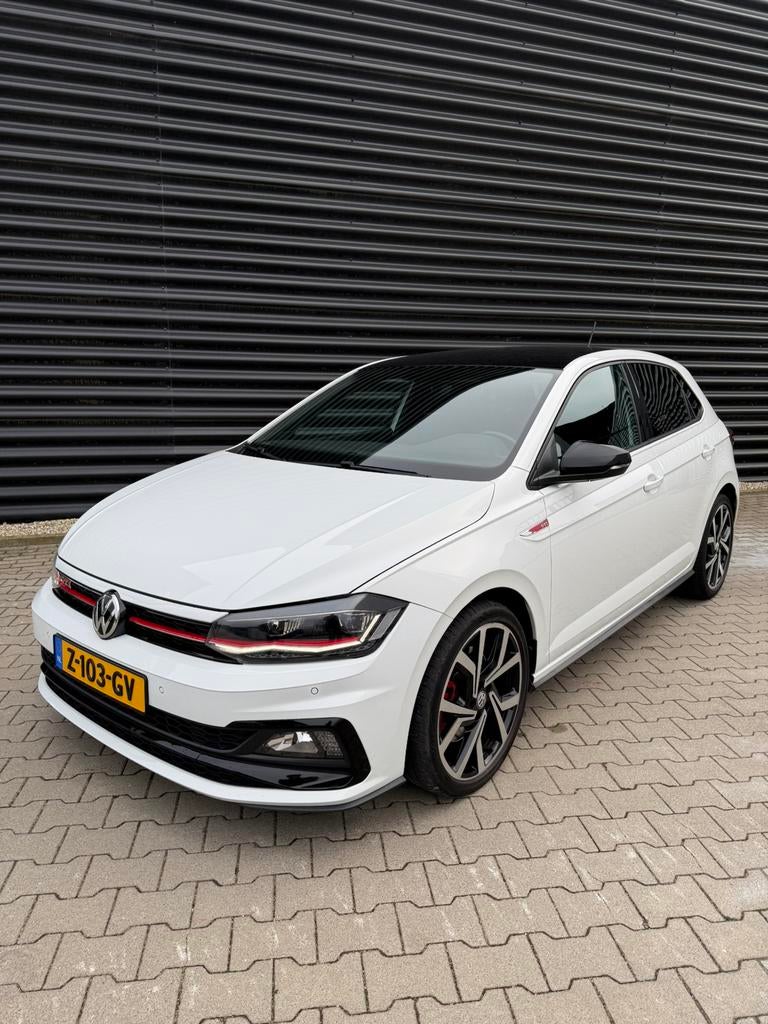 Volkswagen Polo 2.0 TSI 200pk 6-DSG 2019 Wit digitaal dashb, Auto's, 4 cilinders, 1984 cc, Wit, 1200 kg