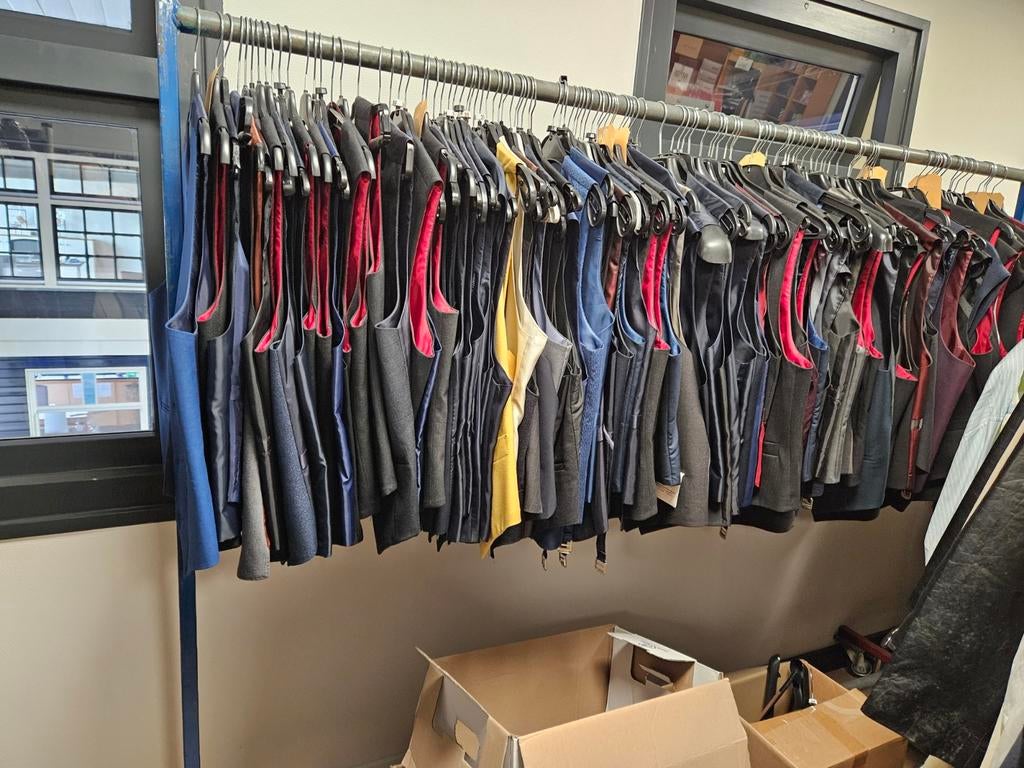 !Kleding herengilets   48/56          maten, Ophalen of Verzenden, Nieuw