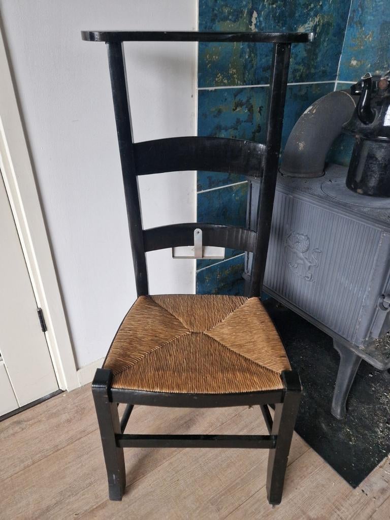 Vintage houten kerkstoel, Ophalen, Gebruikt, Bruin, Hout