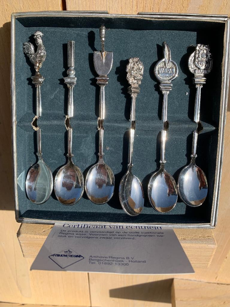 Theelepeltjes Vara in origineel doosje en certificaat, Ophalen of Verzenden