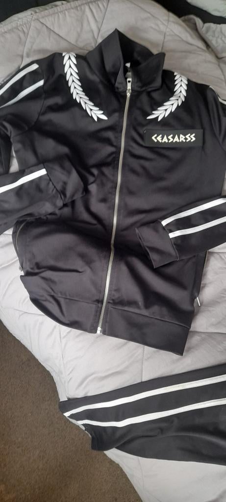 Gaaf trainingspak ceasarss, Maat 48/50 (M), Zwart, Ophalen of Verzenden, Gedragen