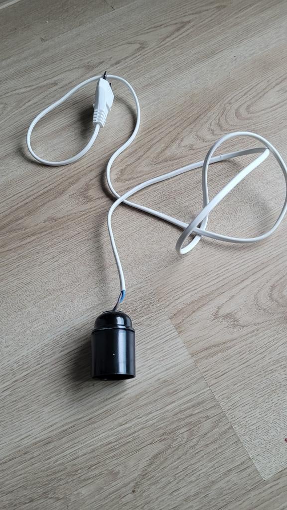 E27- lampfitting, met witte snoer, Overige materialen, Gebruikt, Creatief, Ophalen of Verzenden