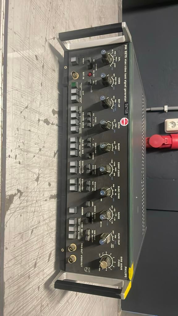 PHILIPS PM 5570 ntsc video test signal generator 597106, Ophalen of Verzenden, Gebruikt