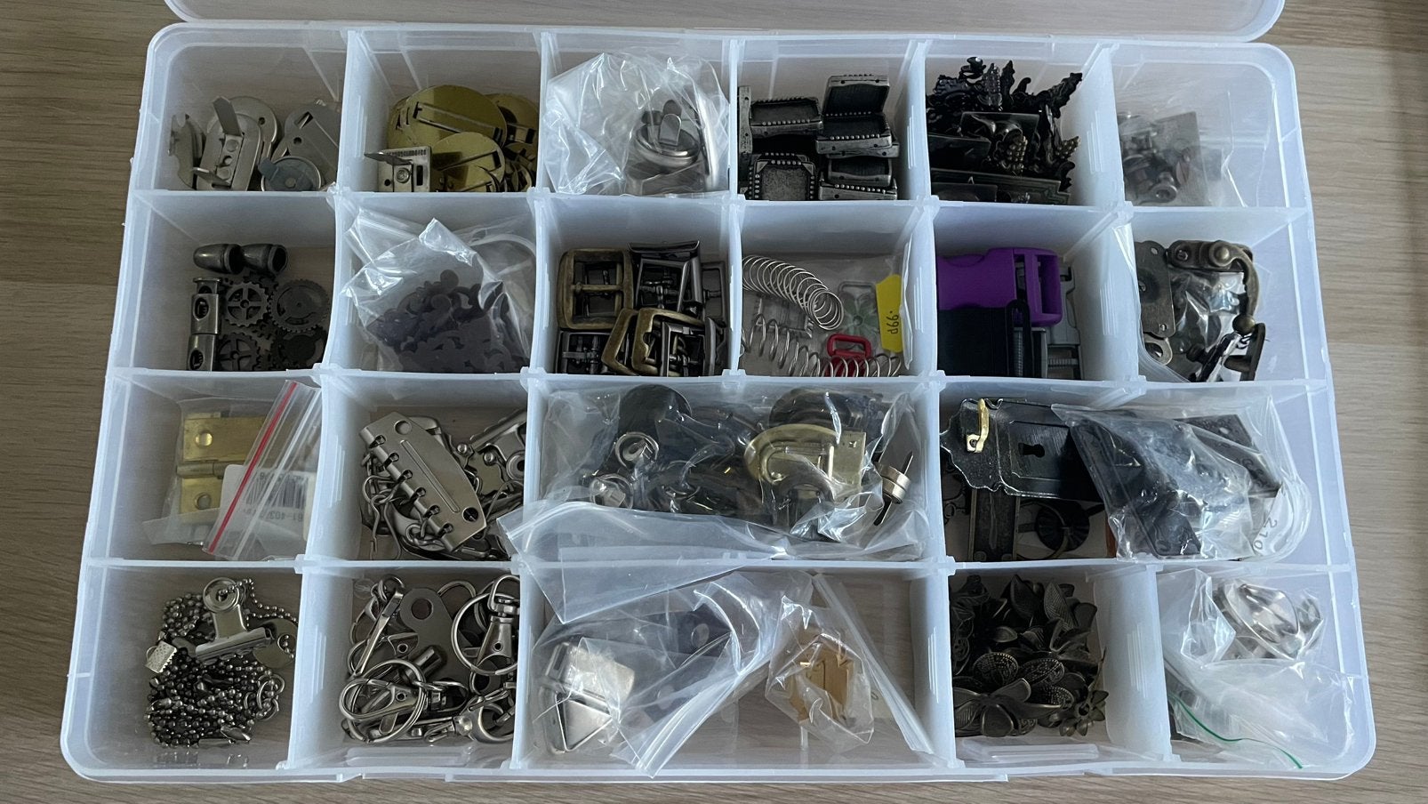 Grote set knutselmateriaal: diverse metalen onderdelen, Hobby en Vrije tijd, Overige thema's, Nieuw, Meerkleurig, Overige merken