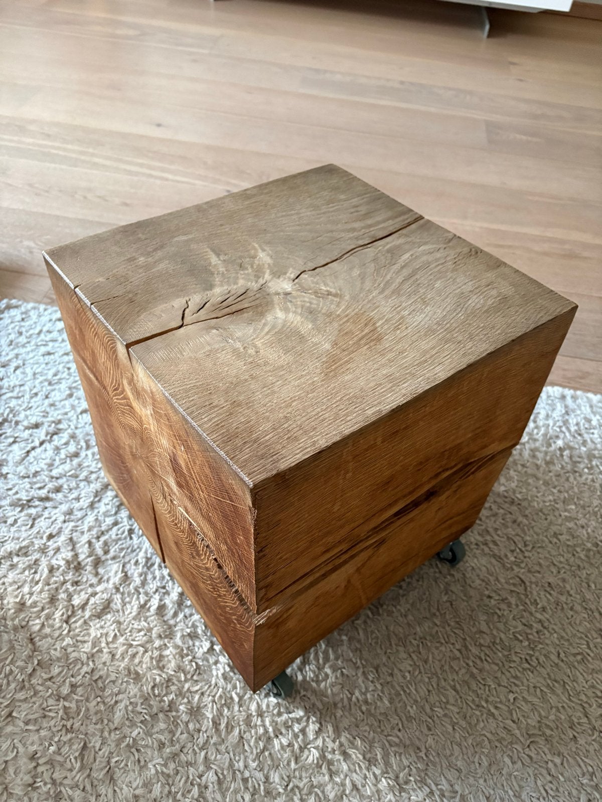 Massief eiken bijzettafel op wielen, Ophalen, Minder dan 45 cm, Minder dan 55 cm, Gebruikt
