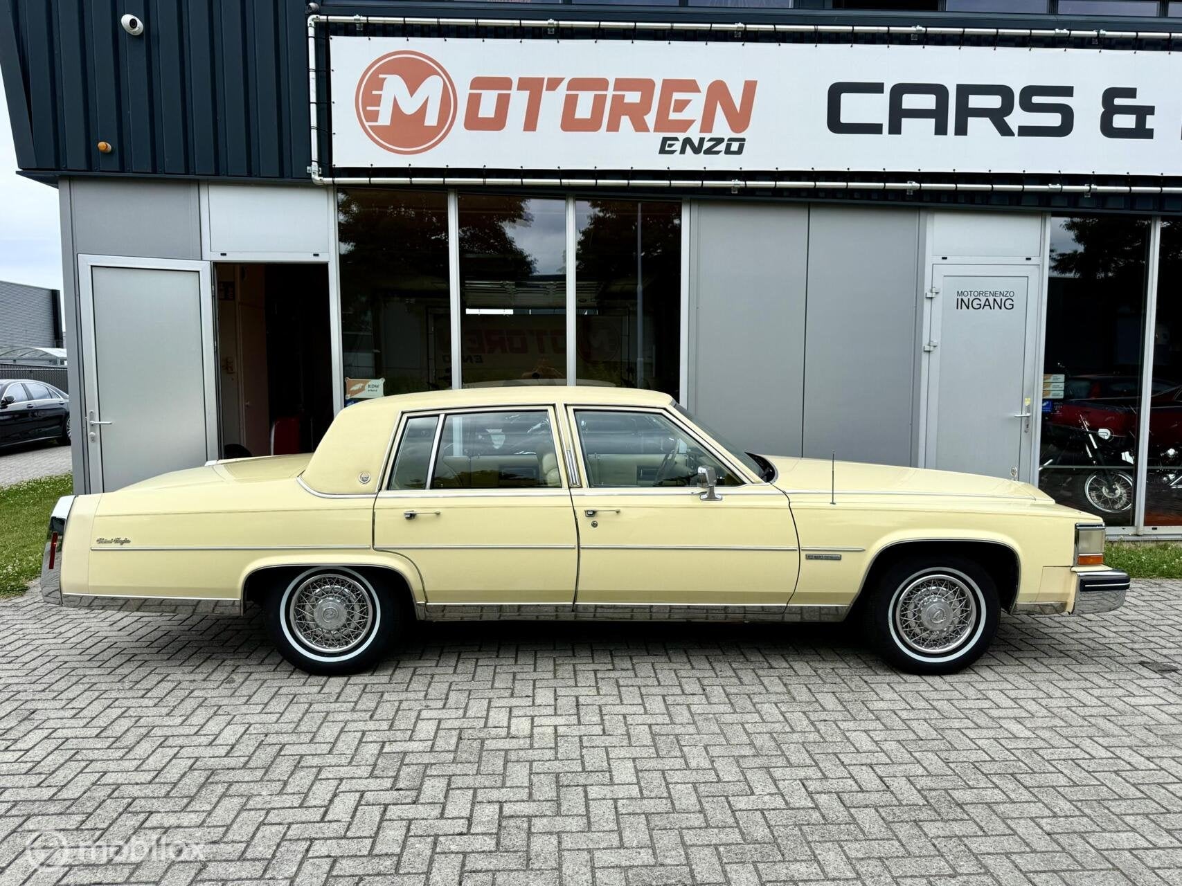 Cadillac Fleetwood Brougham 4.1 V8 aut 1982 STRAKKE STAAT, foto 6