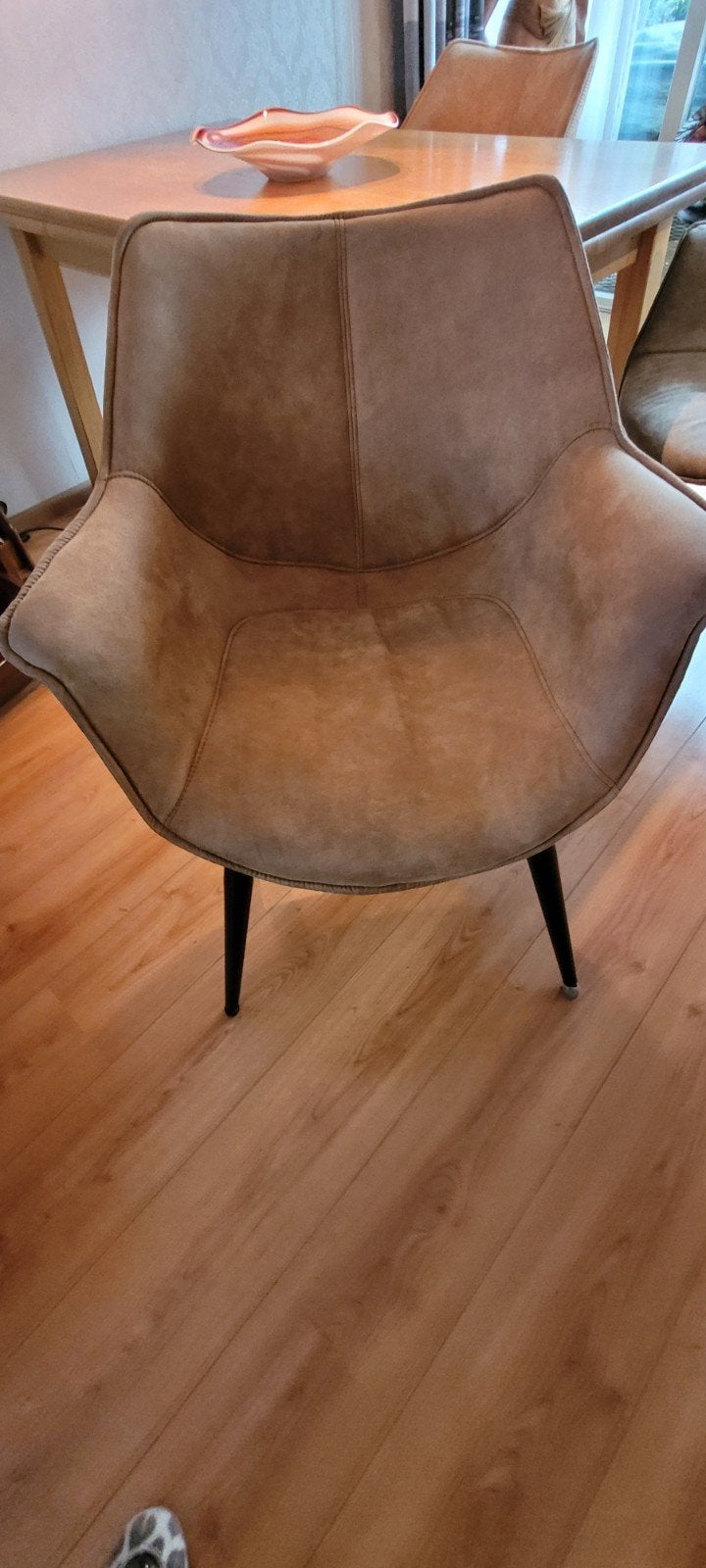 3 Eetkamer stoelen.bruin met metalen pootjes., Ophalen, Bruin, Drie