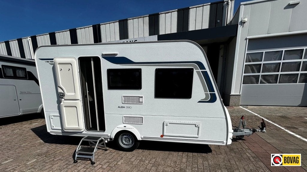 Caravelair Alba 390 inclusief volledige inventaris, Caravans en Kamperen, Caravans, Bedrijf, Treinzit, 4 tot 5 meter, Ringverwarming