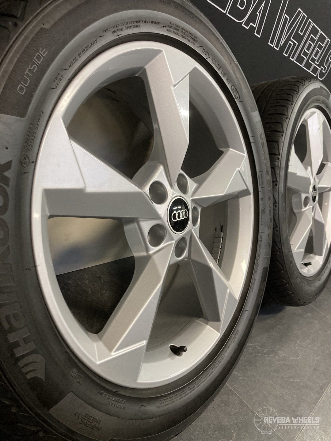 19” originele Audi Q3 F3 S-line velgen + banden 5x112   83A, 19 inch, Gebruikt, -, -