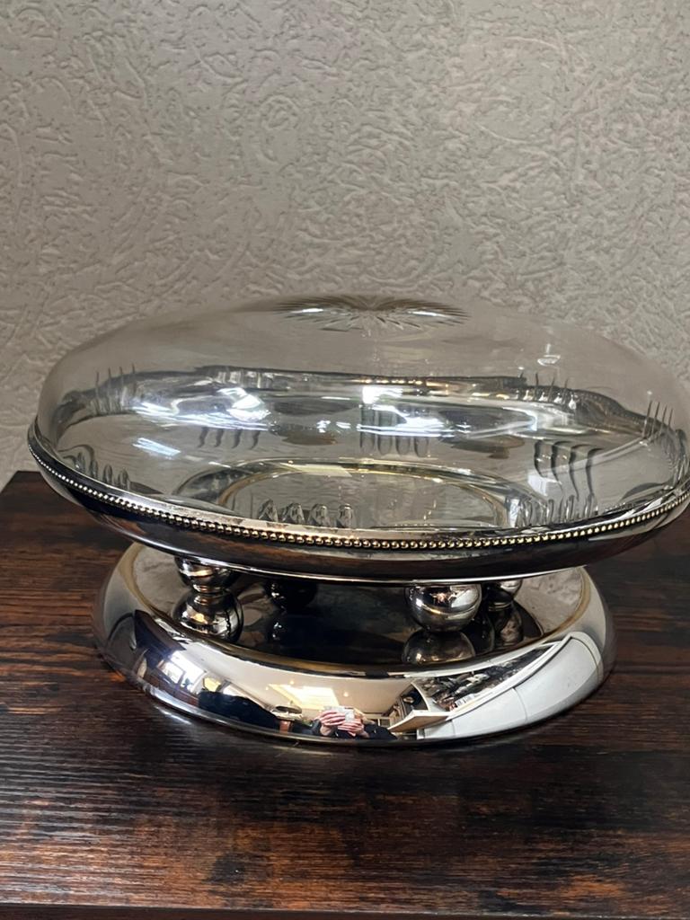 Vintage Verzilverde serveerschaal met bewerkt glazen deksel, Ophalen of Verzenden