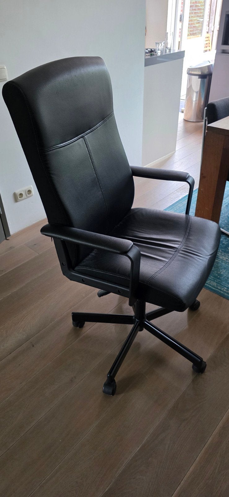 Bureaustoel Ikea Millberget Zwart, Huis en Inrichting, Bureaustoelen, Ophalen, Gebruikt, Zwart, Bureaustoel