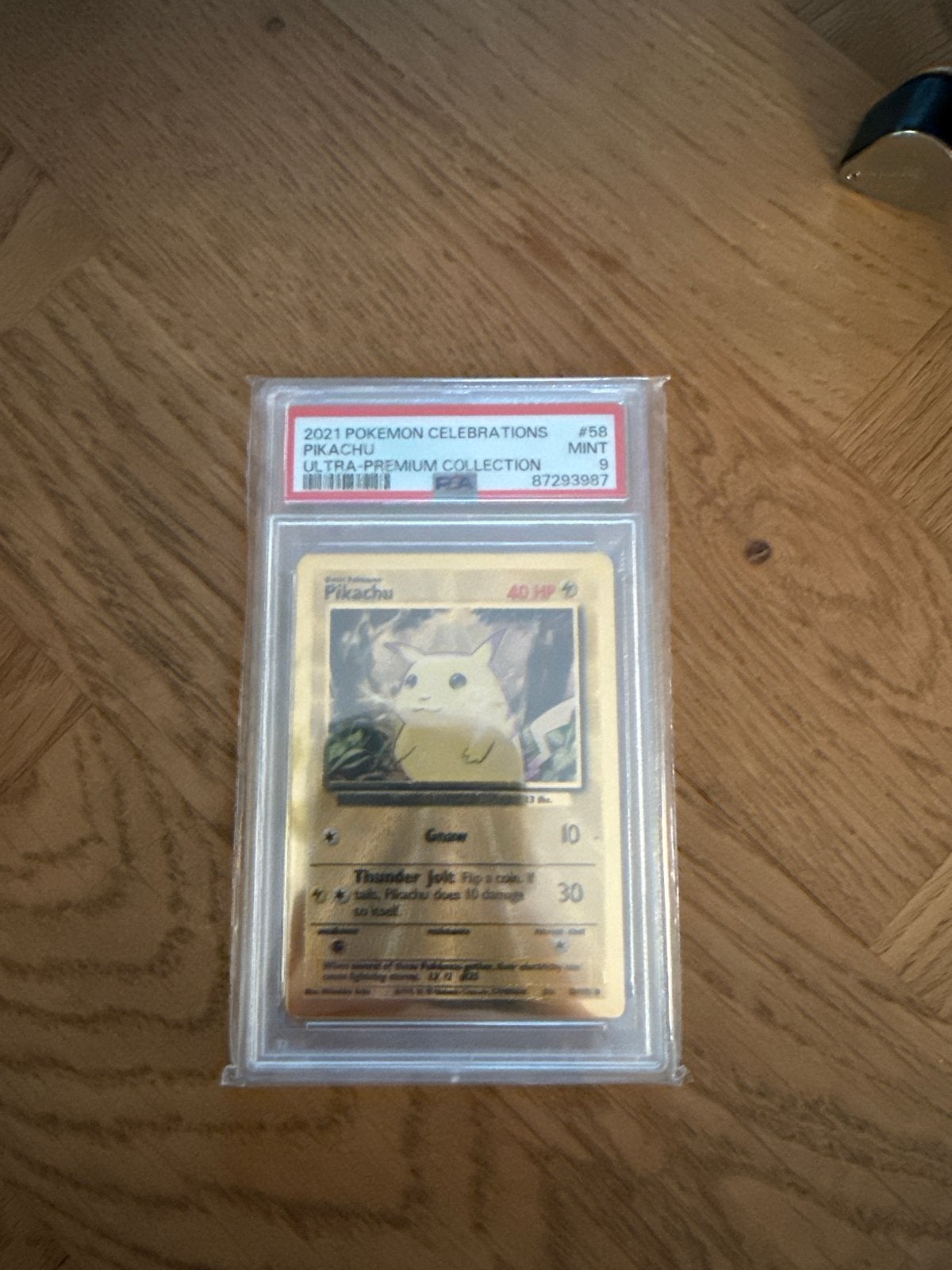 Pikachu VMAX Gold Secret Rare PSA 9 - Celebrations, Ophalen of Verzenden, Zo goed als nieuw, Losse kaart