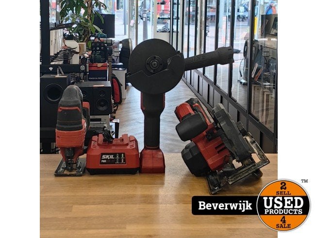 Skill GereedschapSet | Decoupeerzaag/HaaksSlijper/Cirkelzaag, Flex Ltd., Zo goed als nieuw, https://flex.com/contact-us, Nobelstraat 10, 5807 GA Oostrum LB, Limburg, Nederland
