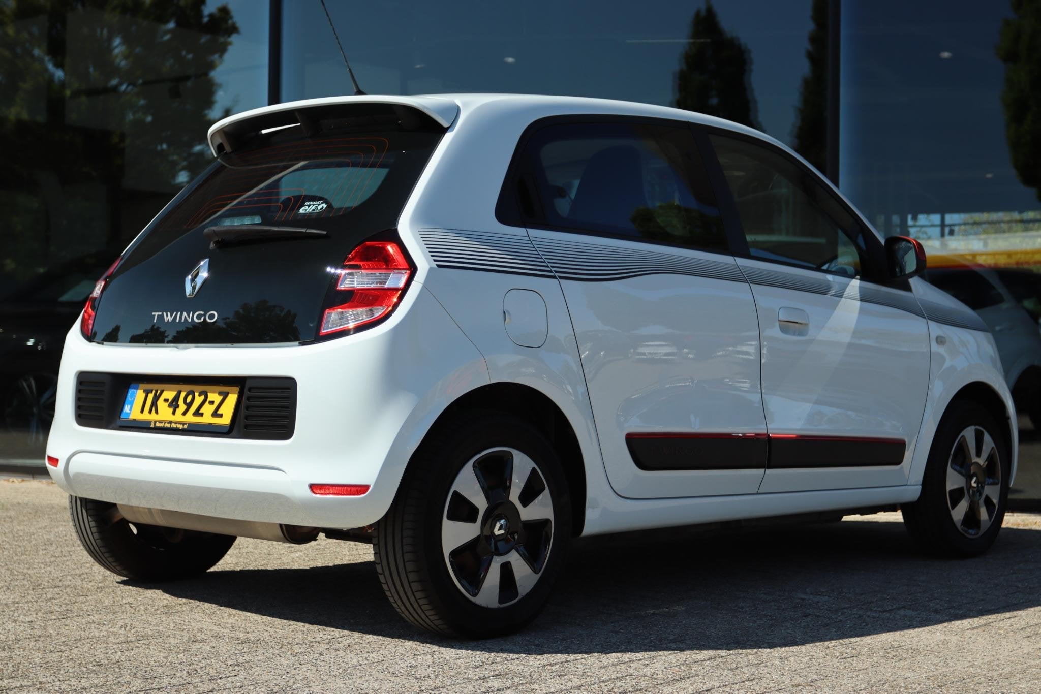 RENAULT TWINGO 1.0 SCE COLLECTION | CRUISE | AIRCO | BLUETOO, Auto's, Gebruikt, Euro 6, 840 kg, 4 stoelen