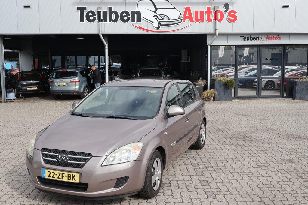 Kia cee'd 1.4 X-tra | Airco | Trekhaak |, Auto's, Kia, Bedrijf, Te koop, (Pro) Cee d, ABS, Airbags, Airconditioning, Alarm, Centrale vergrendeling