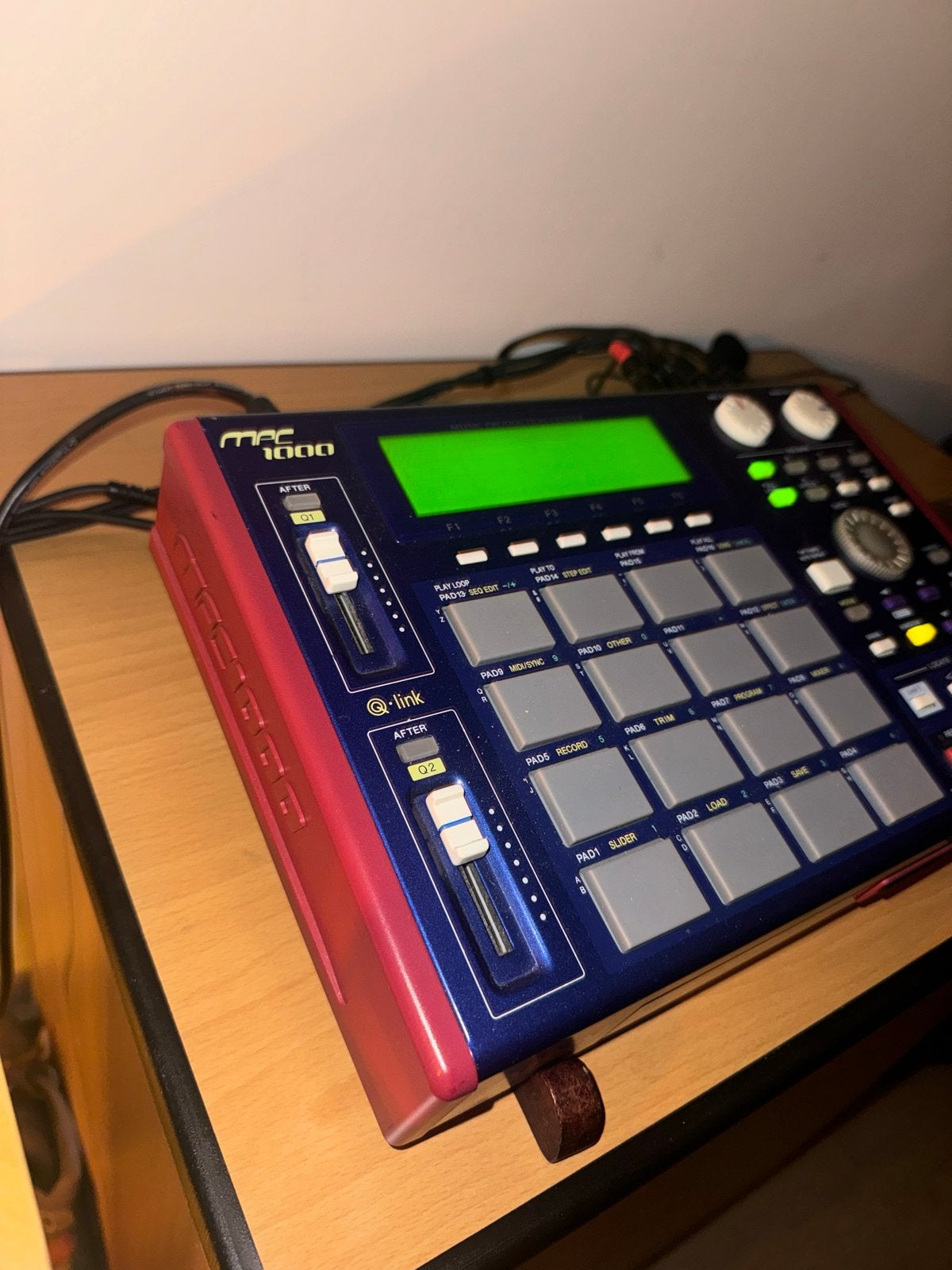 Akai MPC1000 met JJOS2XL RUILEN TEGEN ROLAND TR8S KAN OOK, Ophalen of Verzenden, Gebruikt, Overige merken